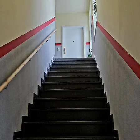 Papageiennest *